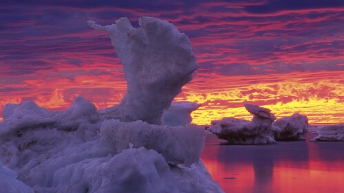 2014-01-01_EN-CA9023749021_Ice-flows-on-Hudson-Bay-Churchill-Manitoba_1920x1080.jpg