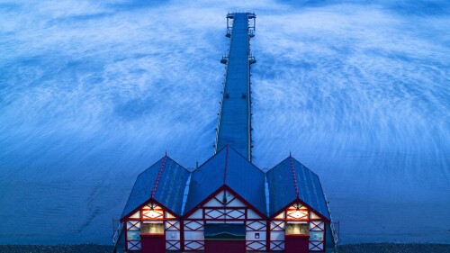 2015-12-17_SaltburnPier_EN-GB10110627640_1920x1080.jpg