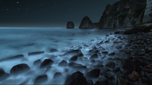 Alone-in-the-dark-night-Itanki-Beach-Muroran-Hokkaido-Japan.jpg