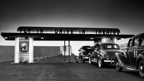 FlyinDrivein_EN-US11097970692_1920x1080.jpg