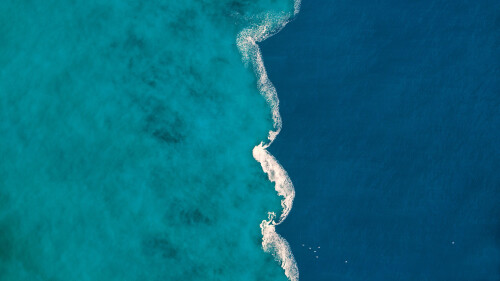 Fresh-and-salt-waters-mix-at-the-Ter-River-estuary-near-LEstartit-Spain.jpg