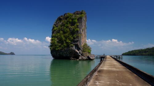 Limestone-karst-Island-at-Talo-Wao-Bay-Ko-Tarutao-National-Marine-Park-Satun-Thailand.jpg