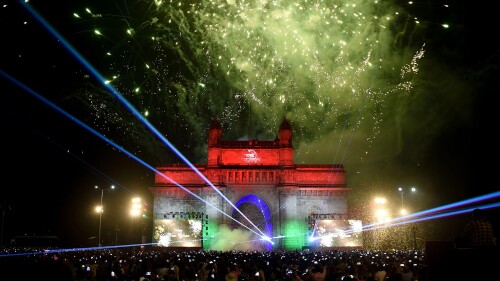 New-Years-Eve-fireworks-at-the-Gateway-of-India-Mumbai.jpg