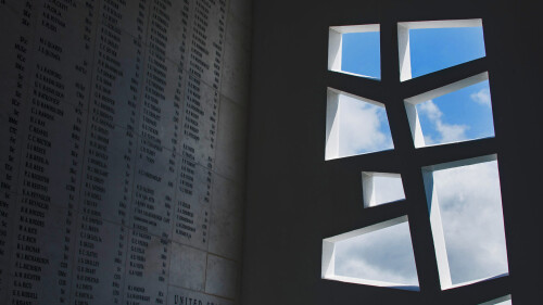 PearlHarborWindows_EN-US8565186567_1920x1080.jpg