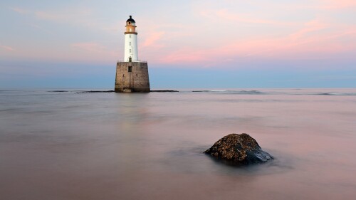 Sunset-at-Rattray-Head-Lighthouse-on-the-north-east-coast-of-Scotland-Aberdeenshire-UK.jpg