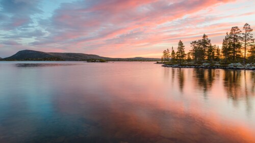 Sunset-at-sea-Dalarna-Sweden.jpg