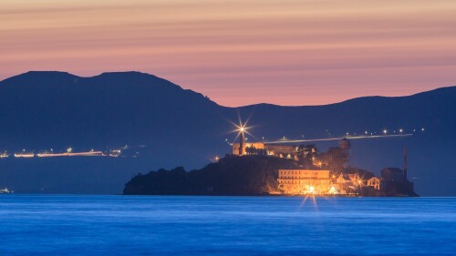 The-devil-island-Alcatraz-in-San-Francisco-Bay-at-sunset-California-USA.jpg