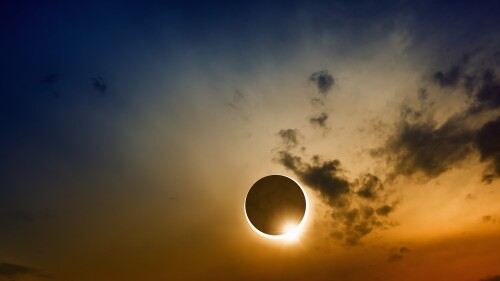 Total-solar-eclipse-phenomena.jpg